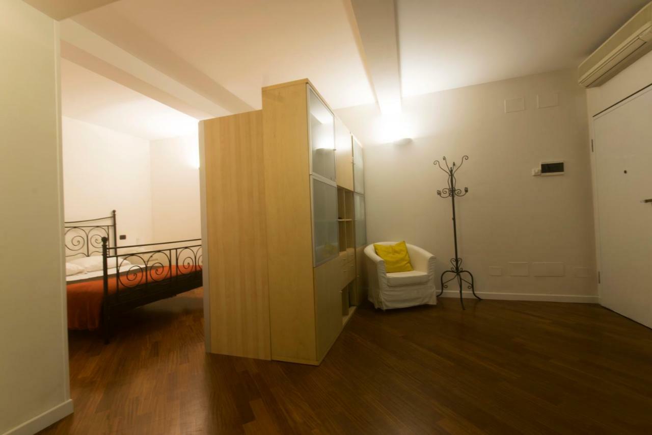 Suite Del Borgo - Affittacamere - Guest House Болонья Екстер'єр фото