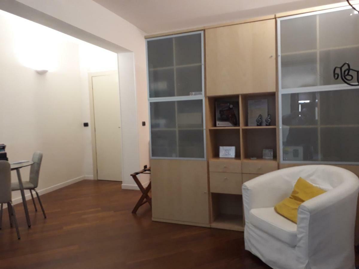 Suite Del Borgo - Affittacamere - Guest House Болонья Екстер'єр фото