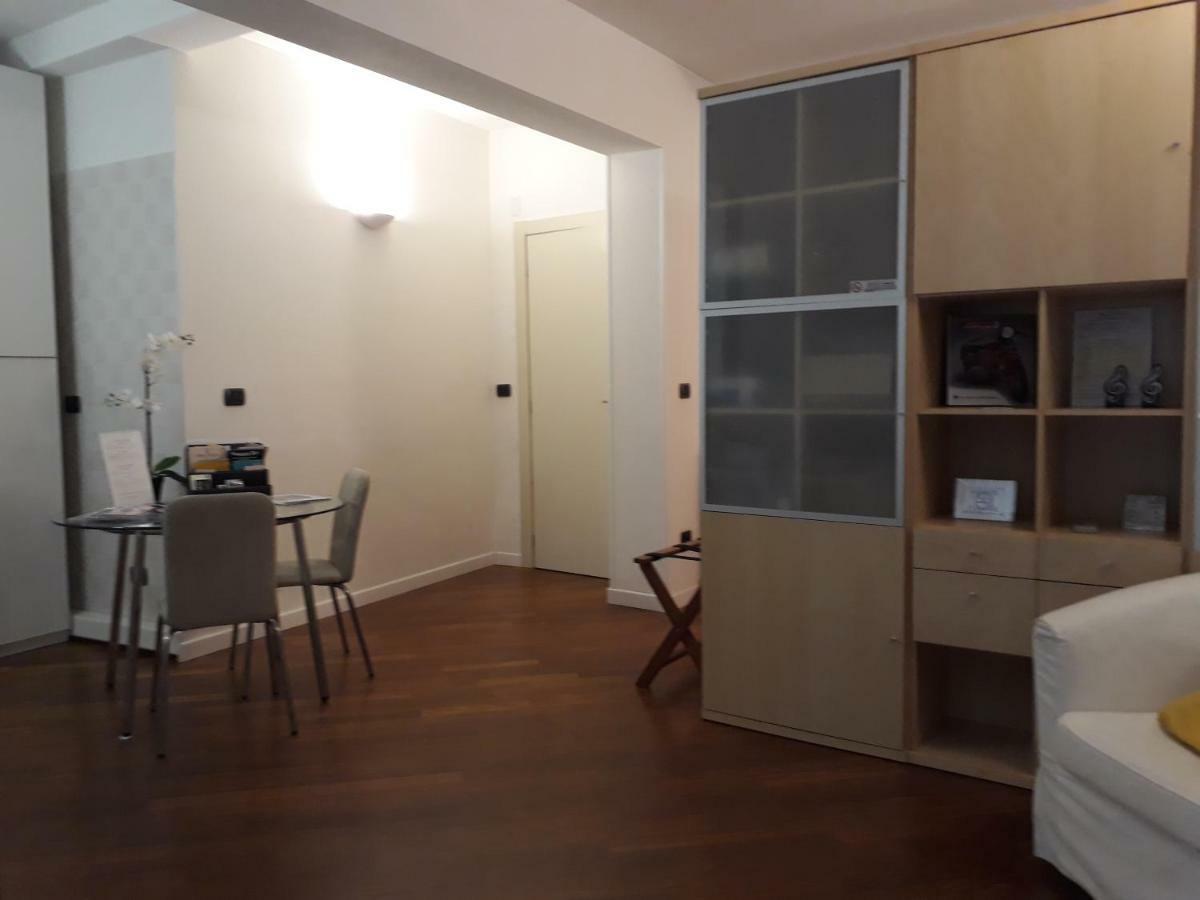 Suite Del Borgo - Affittacamere - Guest House Болонья Екстер'єр фото